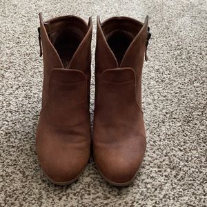 Camel ankle boots